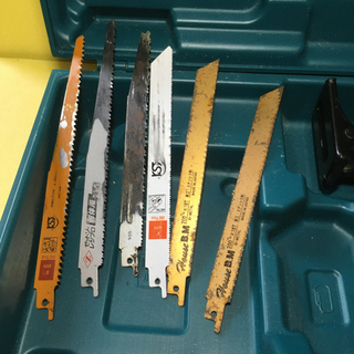 ②マキタ　18V レシプロソーソー JR188