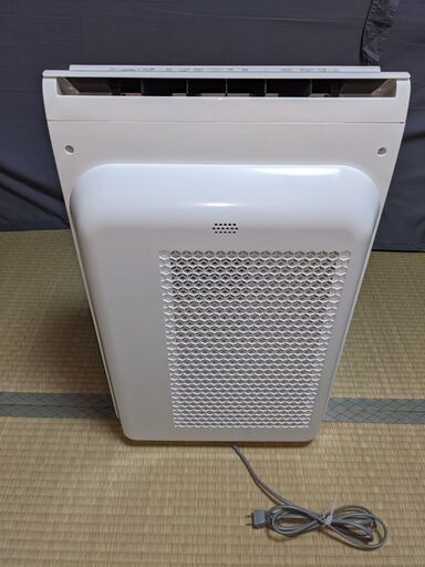 シャープ　加湿空気清浄機　KI-HX75-W　プラズマクラスター25000