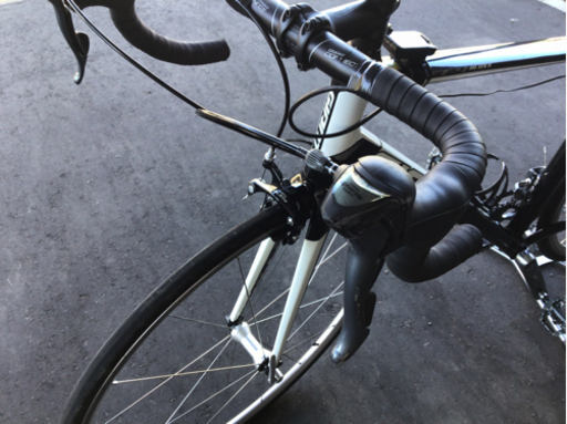 ロードバイクGIANT DIFY ビンディングペダル、サイクルトレーナーなど