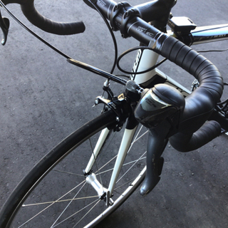 ロードバイクGIANT DIFY ビンディングペダル、サイクルトレーナーなど 
