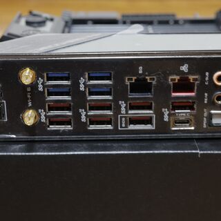 美品 ASUS ROG CROSSHAIR VIII FORMULA AMD X570 AM4 ATX