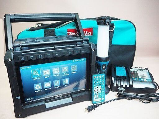 【苫小牧バナナ】makita/マキタ CK1012 充電式ラジオ付きテレビ コンボキット 18V リチウムイオン6.0Ah スマホ充電可能 ツールバッグ付き♪