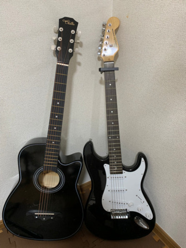 ほとんど使ってないギター二つ6000円