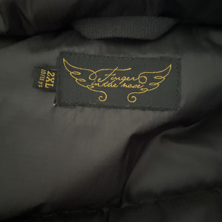 フィンガーインザノウズ　10〜11歳　ダウンジャケット