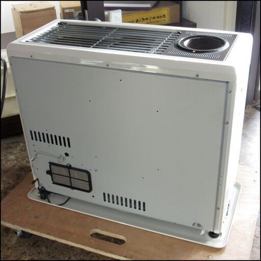 サンポット☆カベック 半密閉式石油ストーブ KSH-709 KC N 2016 サンポット☆カベック 半密閉式石油ストーブ KSH-709 KC N 2016