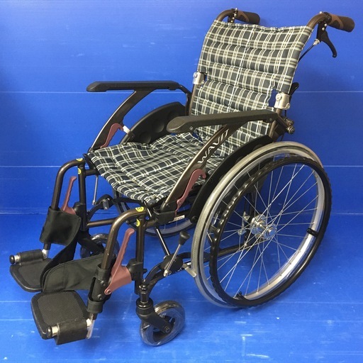 介助式車いす 多機能型 WAP22-42S ノーパンクタイヤ 車イス 車椅子 