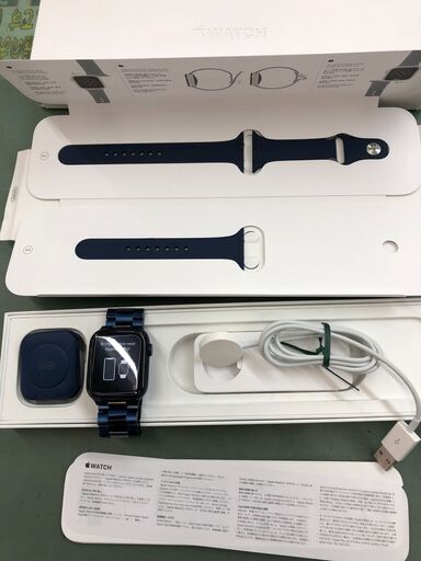 【店頭お渡し】Apple Watch Series 6 GPS+Cellularモデル 44mm M09A3J/A [ディープネイビースポーツバンド]