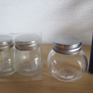 ◆新品ガラス瓶２個＋１個◆