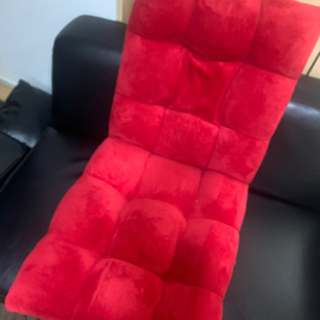 赤色　座椅子
