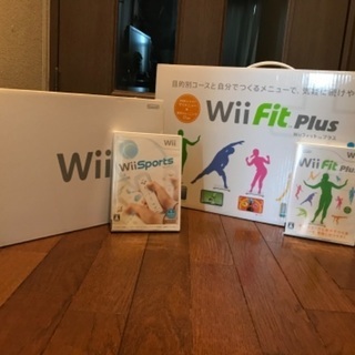 【ネット決済・配送可】Wii Sports Wii Fit Plus