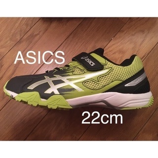 asics キッズ  スニーカー　22cm