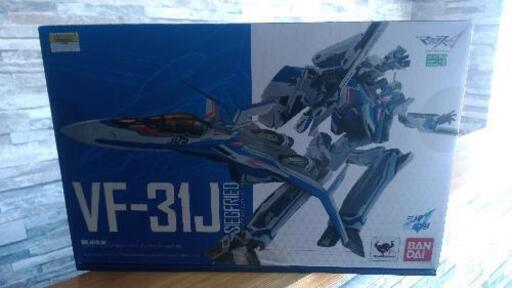 新品未開封！DX超合金マクロスΔ！VF-31J