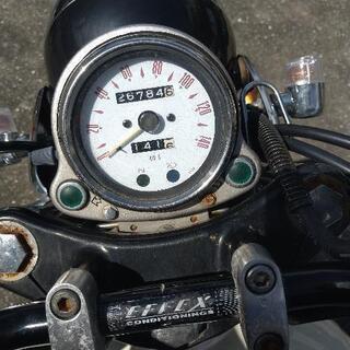エストレヤ250です。