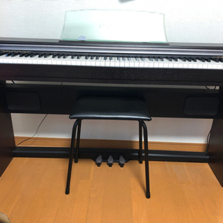 電子ピアノ　CASIO PX-700をお売りします