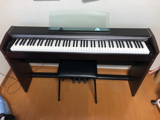 電子ピアノ　CASIO PX-700をお売りします