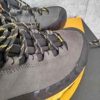 トレッキングシューズ　スポルティバ　USA8 1/2