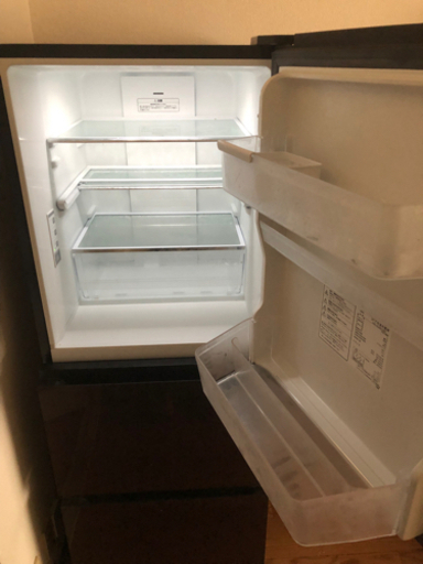 再掲載】Hisense 3ドア冷蔵庫 282L | hornnes.no