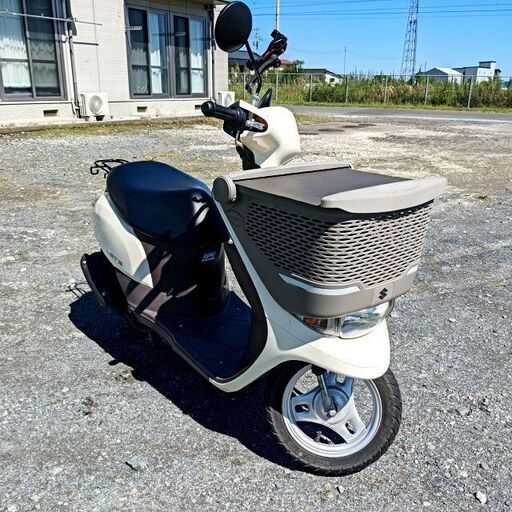 スズキ レッツバスケット　(走行距離4,440km / 2017年登録)