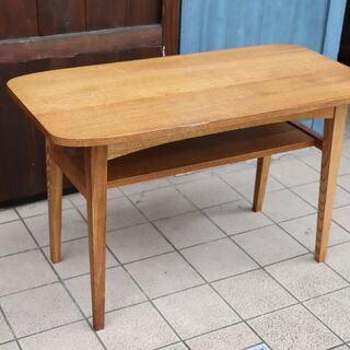 人気のunicoウニコのKURT(クルト)シリーズのカフェテーブルです