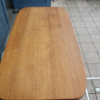 人気のunicoウニコのKURT(クルト)シリーズのカフェテーブルです 