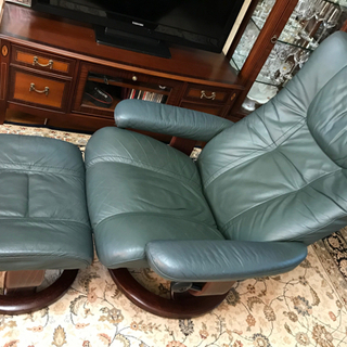 エコーネス　オットマン付き