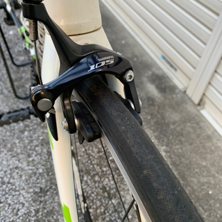 キャノンデール ロードバイク700×23c 520ミリ