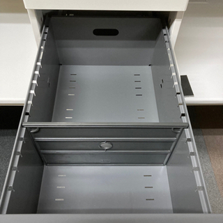 TOYO STEEL 片袖机 事務机 カギ有 中古