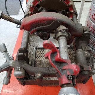 REX 型式不明 ねじ切り機【リライズ野田愛宕店】【店頭取引限定】【中古】管理番号：IT21VH25UZFM REX 型式不明 ねじ切り機【リライズ野田愛宕店】【店頭取引限定