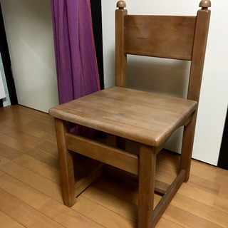 無料　しっかりした木製の椅子