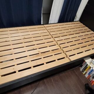 木製シングルベッド無料で差し上げます
