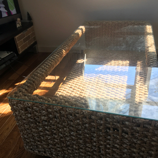 アジアン風ガラステーブル