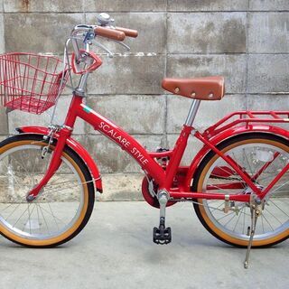 18インチ　赤い自転車　ヘルメットとワイヤーロックのセット