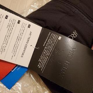新品ARC’TERYX アトムLT フーディ