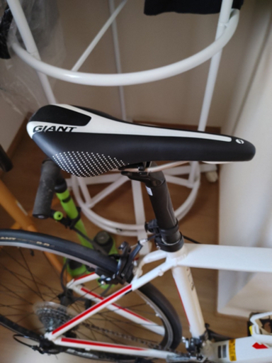 GIANT ロードバイク DEFY3 自転車 【公式通販】 GIANT ロードバイク DEFY3 自転車 【公式通販】