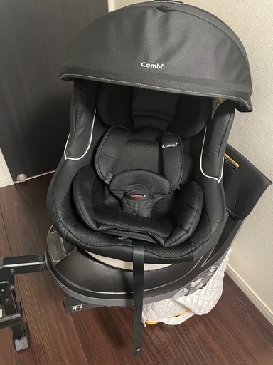 combi チャイルドシート クルムーヴ ISOFIX エッグショック