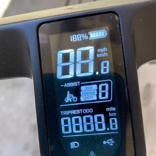 AI機能付きのチェーンレス折り畳み式電動アシスト自転車です