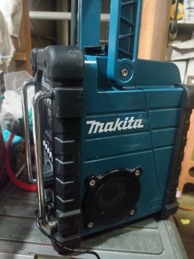 超オトク値下げマキタラジオMR107現行モデル充電式