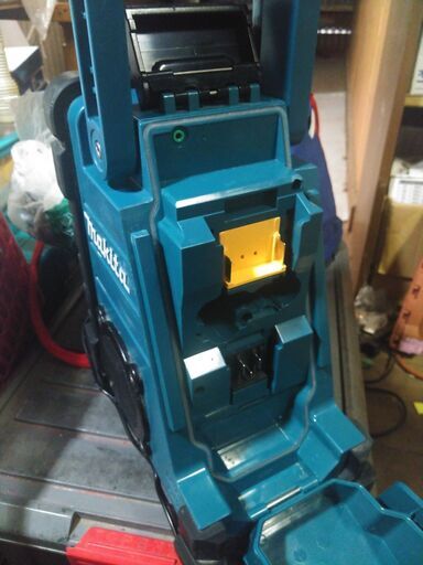 超オトク値下げマキタラジオMR107現行モデル充電式