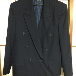 濃紺スーツ