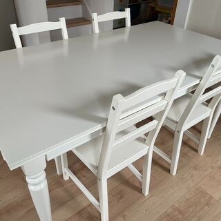 【ネット決済】IKEA（イケア） ダイニングテーブル＆チェア4脚...