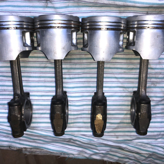 ☆最終値下げ☆CBR400F シリンダー ピストン コンロッド CBX CBR ☆最終値下げ☆CBR400F シリンダー ピストン コンロッド CBX CBR