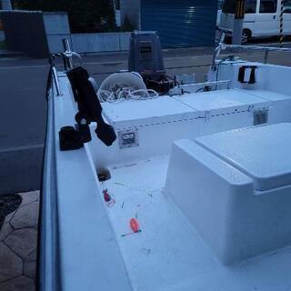 5人乗りボート 問い合わせが多数なので、一度ストップします。m(_ _)m