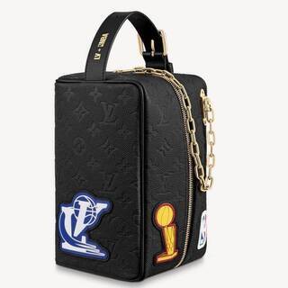 非常に入手困難‼️【日本完売 AW2023新作 ルイヴィトン×NBA バッグ