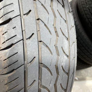 ハイエース タイヤ & ホイール 4本セット 200系