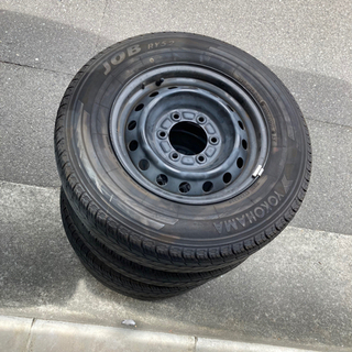 ハイエース タイヤ & ホイール 4本セット 200系