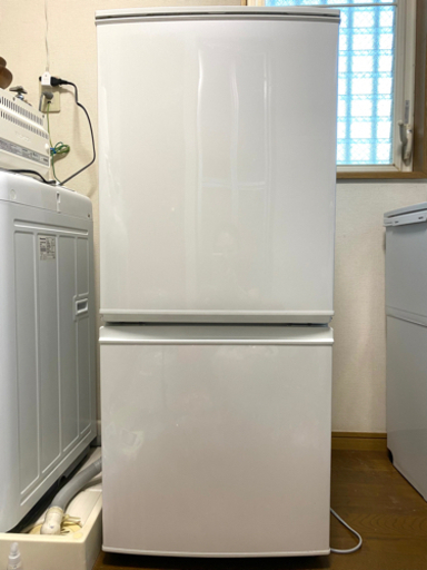 返品 交換対象商品 無料配達範囲を確認下さい 140l冷蔵庫と4 2キロ風乾燥機能付洗濯機 冷蔵庫 Yourstrulyyinka Com