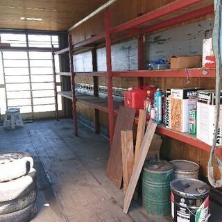 コンテナ 物置 作業小屋 ☆鉄製ラック・引違い戸付き☆ ●引き取り限定