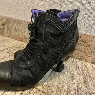 ANNA SUI 猫足ヒールブーツ