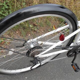 LASSEN27インチ クロスバイク 6段変速 LEDダイナモライト