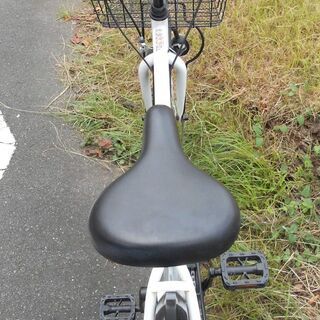 LASSEN27インチ クロスバイク 6段変速 LEDダイナモライト